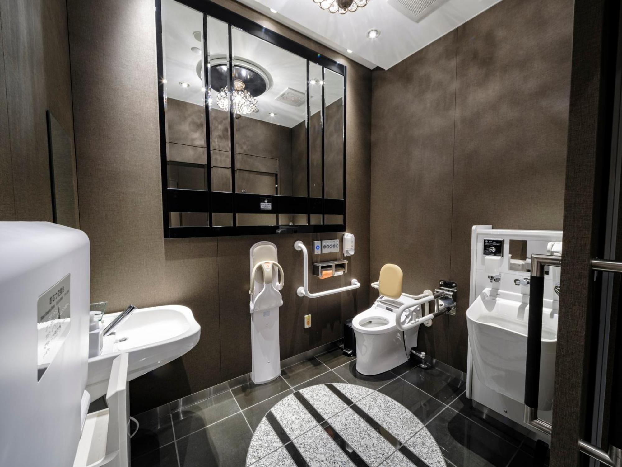 Apa Hotel Akihabarasuehirocho Ekimae -Electric Town- Tokyo Bagian luar foto